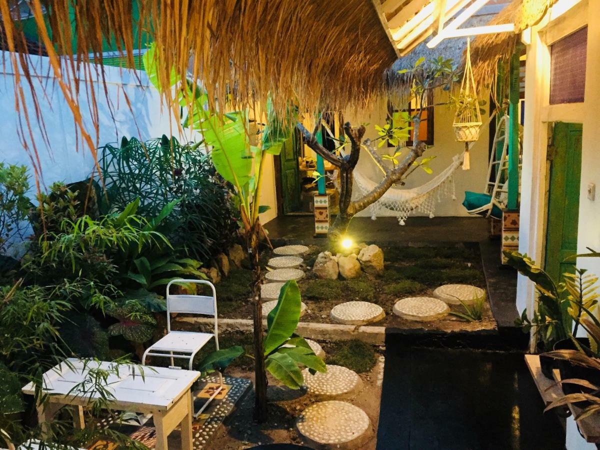 The Bodhi Tree Karimunjawa Hostel Exterior photo