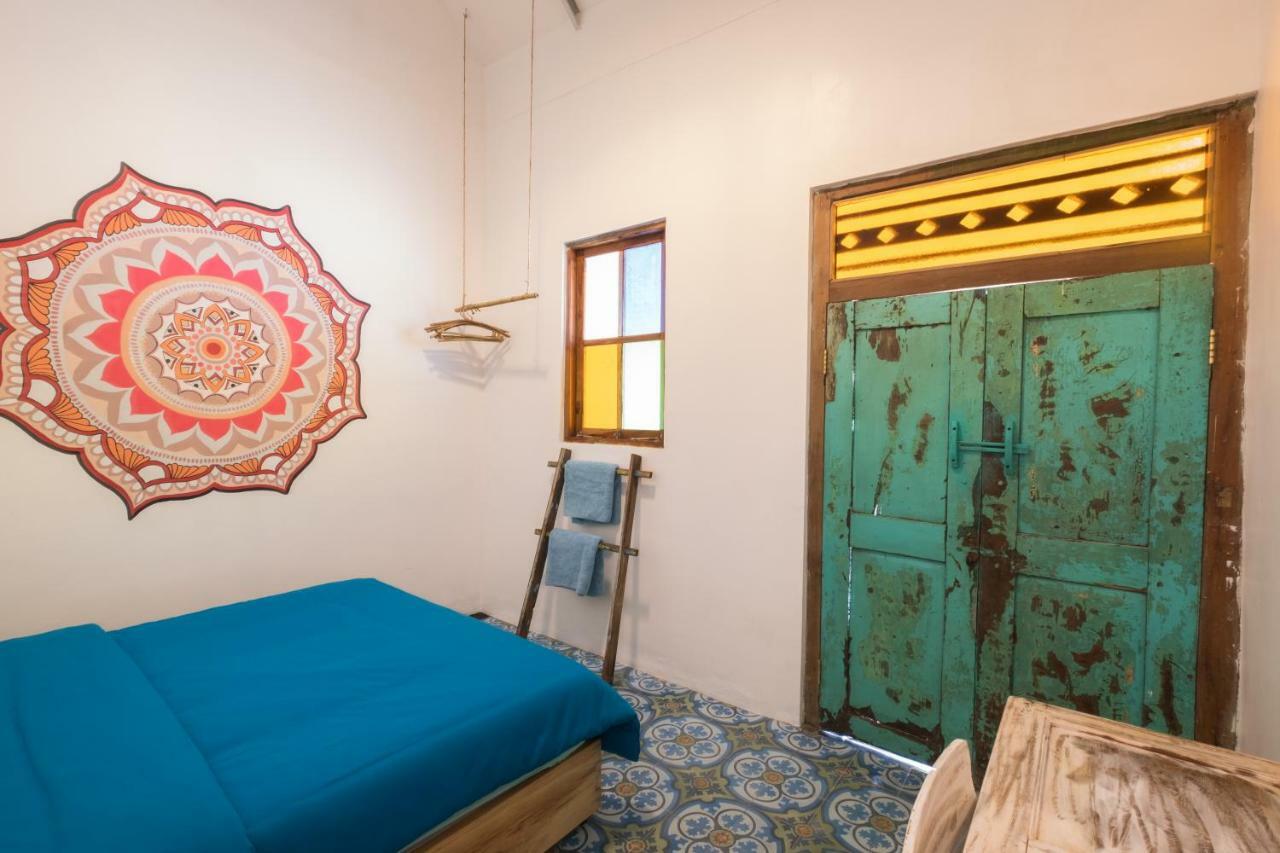 The Bodhi Tree Karimunjawa Hostel Exterior photo