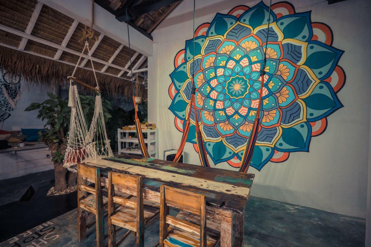 The Bodhi Tree Karimunjawa Hostel Exterior photo