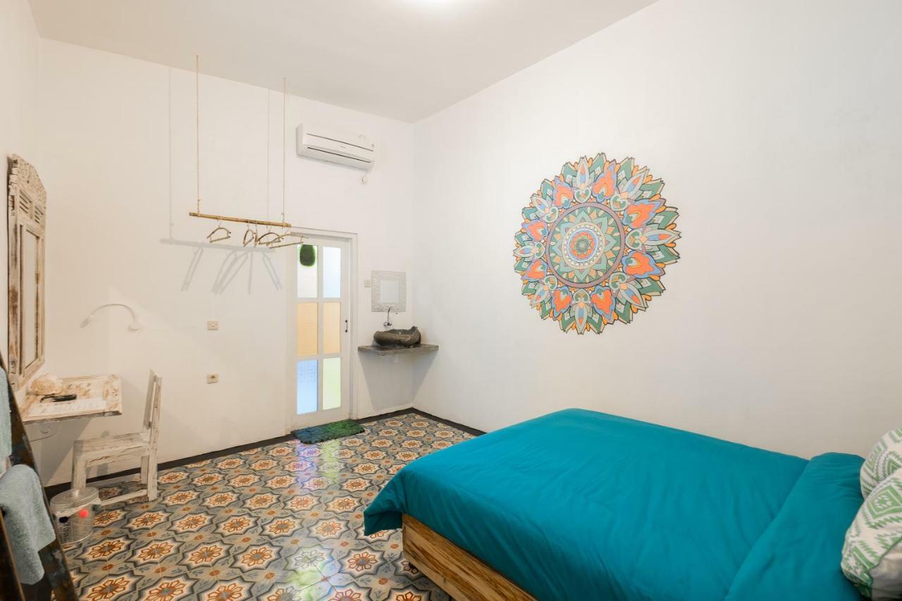 The Bodhi Tree Karimunjawa Hostel Exterior photo