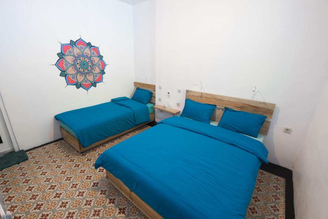 The Bodhi Tree Karimunjawa Hostel Exterior photo